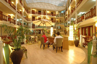 Sea Pearl Beach & Spa Patong Exterior foto